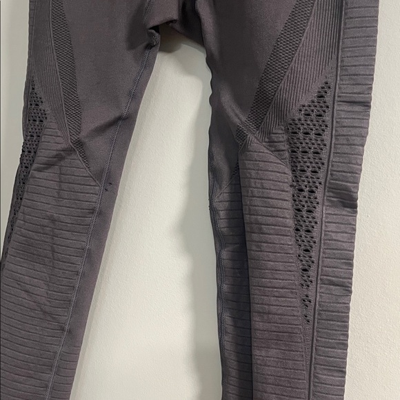 Gymshark Black Leggings - Picture 8 of 8